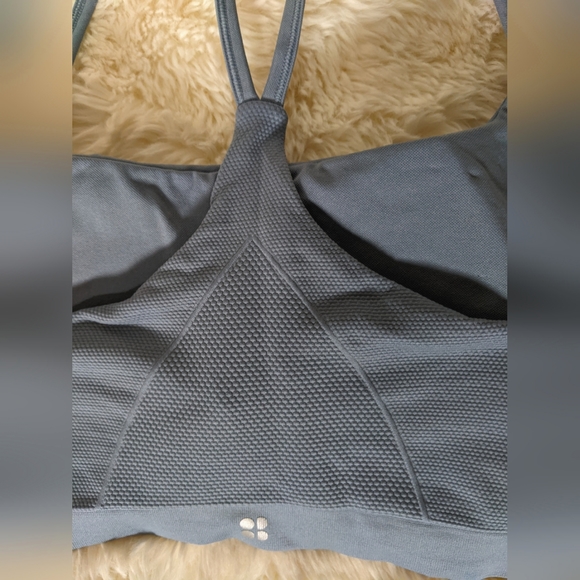 NWOT Sweaty Betty London Light Baby Blue Padded Sports Bra, large, racerback - Picture 5 of 7